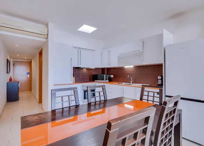 Al - Canto Do Mar Frente A * Quarteira