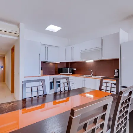 Al - Canto Do Mar Frente A * Quarteira